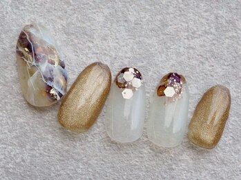 琥珀とゴールドのシックマーブル