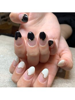 Mネイルアンドカフェ シェレステ/アシメネイル★