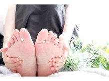 ソラ(sora)/靴下や靴で覆われることの多い足