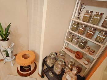 レルム 大宮店(Relum)の写真/人気No1よもぎ蒸し【温美肌】内臓から温めポカポカが続く♪婦人系悩みや冷え対策◎血行促進し眼精疲労にも!