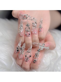 ハニ(Hani)/ゴテゴテネイル［持ち込み］