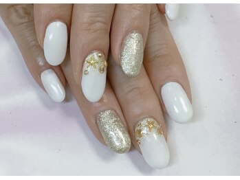 ホワイトシェルネイル