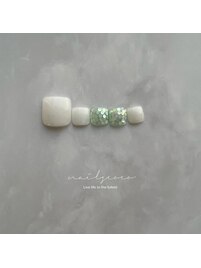 フットホロネイル