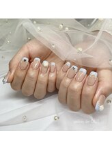 サロンドウイ(salon de OUI)/推しのメンカラでフレンチネイル