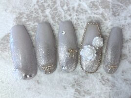 上品シルバー×立体フラワー