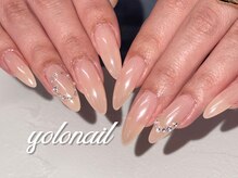ヨロネイル 心斎橋店(YOLO NAIL)