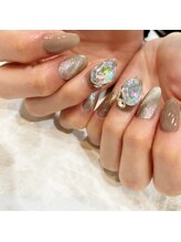 エイト オオブ(EIGHT OBU)/☆