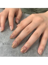 ピンクのニュアンスアート