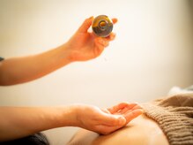 けんらくリラクゼーションの雰囲気（カウンセリングで体調に合わせて、アロマで色んな不調を整える）