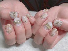 ラドール(La Dhole)/バリ風 夏ネイル