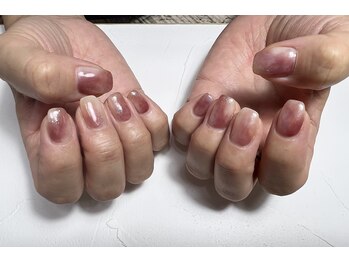 ピンクブラウン