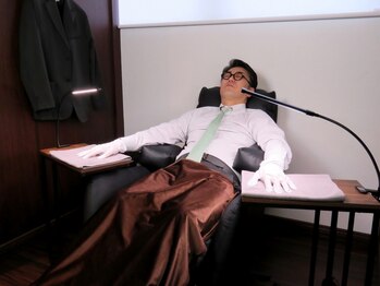 大人ネイルの写真/札幌希少【男性向け/メンズネイル/ネイルケア専門サロン】女性から見られている指先を専門店でネイルケア！