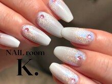 ケードット(K.)/マグネット×白グラ