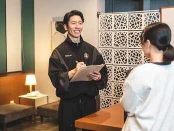 シルエット 四日市(SILHOUETTE)/カウンセリング風景【四日市】