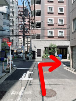 スンダリ(Sundari)/突き当ったら右に曲がる