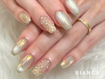 ビアンカ 浦和西口店(Bianca)の写真/21時迄営業!人気のフレンチネイル★ 個性派から、大人キレイ系まで幅広いデザインを◎持ち込みコースも◎