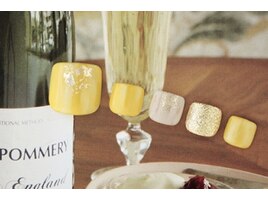 スモーキーイエローネイル