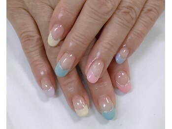 カラフルフレンチネイル