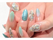 ネイルパキラ(nail pachira)/ニュアンスシェルネイル