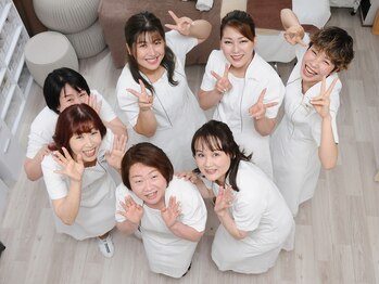 メナードフェイシャルサロン メニアングル/スタッフ