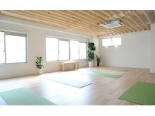 ハレヨガハワイ 大倉山(HaleYogaHawaii)/