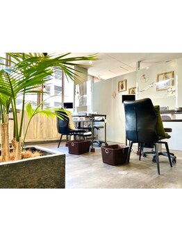 DVDが見られるサロン