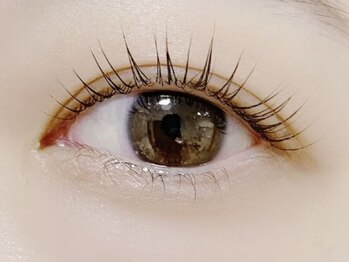 エレナ アイビューティー(Ele'na eye beauty)の写真/【毛質改善できるまつげパーマ】上品×高品質で満足感のある仕上がり！定期的に続けるとハリコシもUP♪