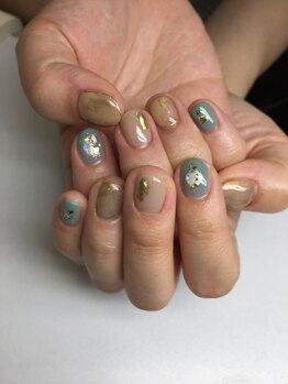 アイ(AI)/天然石シェルネイル