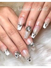 エスフィーネイルサロン ブリーユ(Esfy nailsalon Brille)/キラキラネイル