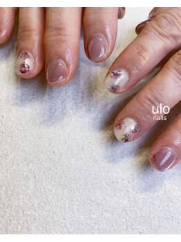 ウロネイルズ(ulo nails)/キラキラフラワーネイル