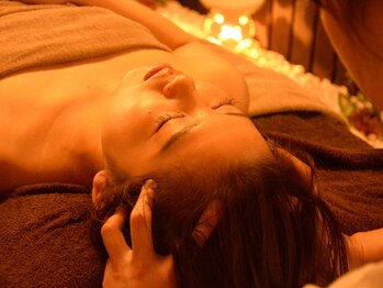 シェリ(Cheri)の写真/美容液を頭皮に導入xEMSで頭皮からリフトUPできるドライヘッドスパ◎グレイスハーブ大発汗コースもstart＊