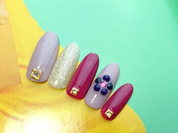 ネイルサロン ティディ(TIDY)/スモーキー&ボルドー