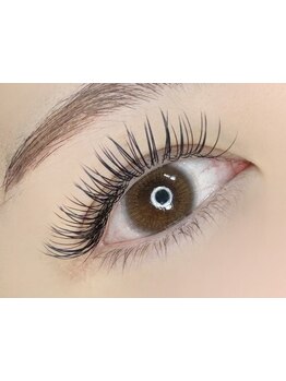 ボリュームのある目元にしたい