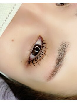 メゾン カルム(maison calme)/抜け感まつ毛。