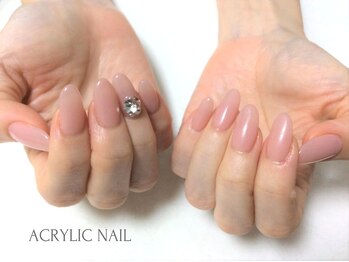 ネイルサロン マリキータ(MARIQUITA)/ピンクビジューネイルビジュー