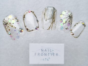 ネイルフロンティア 吉祥寺(NAIL FRONTIER)/雪の結晶ミラーアート8980円～