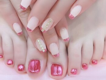 フィオナ 大久保店(Fiona)/ハンドフットおそろいネイル