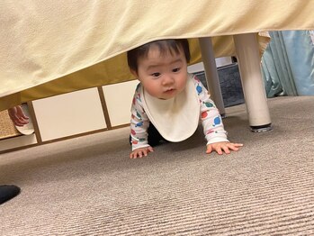 子育てママの整体サロン/施術中のお子様の様子