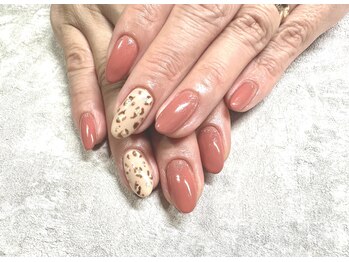 フイ(hui)/ヒョウ柄×ピンク