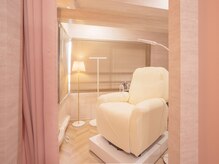 ブロウタス 梅田店(BROW+)