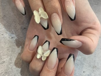 キキ(kiki)の写真/シンプルネイルから韓国風＆ガーリーネイルまで！ネイリストのキャリア別のクーポンをご用意しております♪