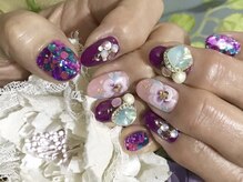 ルアナ(LUANA)/華やか派手ネイル