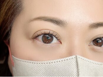 スワンキー(Swanky)/フラットラッシュ(束感仕上がり)