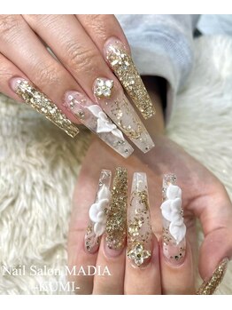 マディア(MADIA)/【スカルプやり放題/Sculpture】