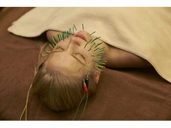 カドモリ 心斎橋(KADOMORI)/【美容鍼/大阪美容鍼/小顔矯正】