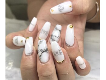 アトリエ エース(ACE)/持ち込みシールも承ります。