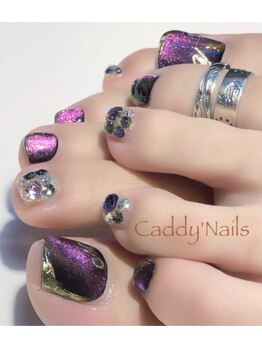 キャディーネイルズ(Caddy' Nails)/ブラックにパープルマグネット