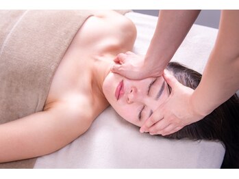 小顔フェイスラボ 一宮店(小顔 Face Labo.)の写真/【結果重視の小顔&整体コルギサロン】究めの技◆コルギ×独自の整体技術で美小顔!＜“超絶”小顔体験！＞