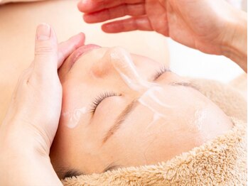 シェリモ(Cherimo)の写真/【理想のフェイスラインへ導きます♪】あなたの魅力を引き立てる、エレガントな小顔美容矯正