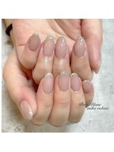 プチブラン(Petit Blanc)/シンプルラメフレンチネイル